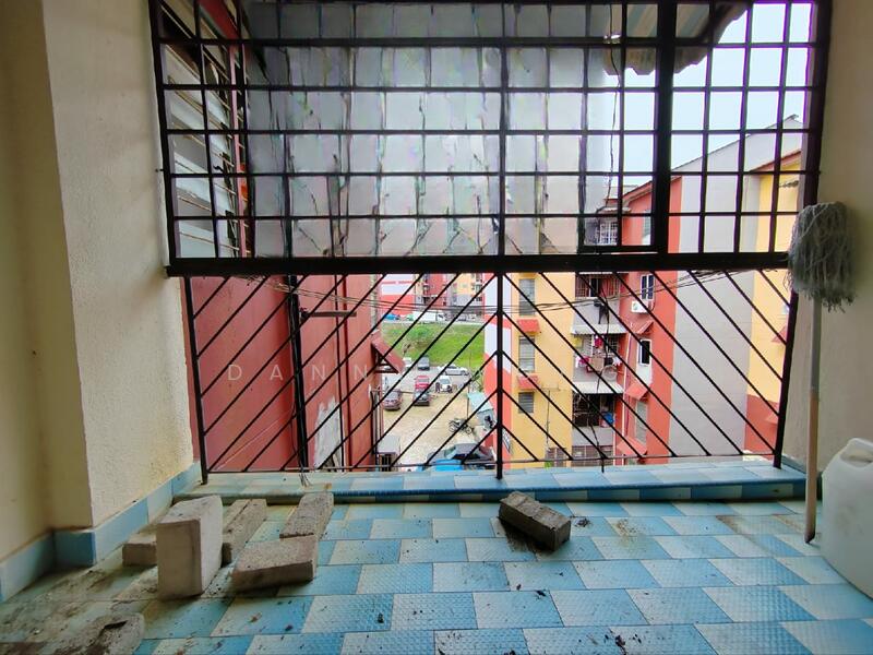 Apartment for Sale at Nuri - Danny Wong - Balcony - PropertyGuru.com.my