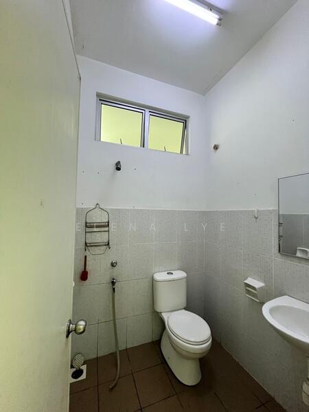 Terraced House for Sale in Skudai (Johor) - Elena Lye - Bathroom - PropertyGuru.com.my