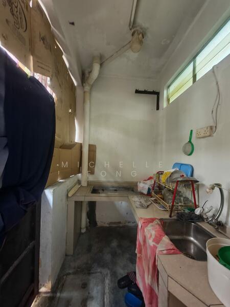 2-storey Terraced House for Sale in Taman Bestari Indah (Ulu Tiram) - Michelle Fong - Kitchen - PropertyGuru.com.my