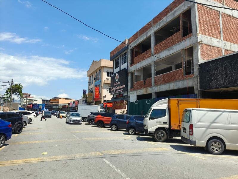 Shop for Rent in Kepong Baru (Kepong) - Tom Foo - Exterior - PropertyGuru.com.my