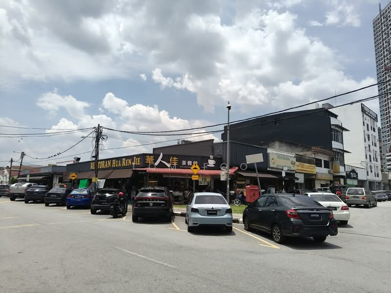 Shop for Rent in Kepong Baru (Kepong) - Tom Foo - Exterior - PropertyGuru.com.my