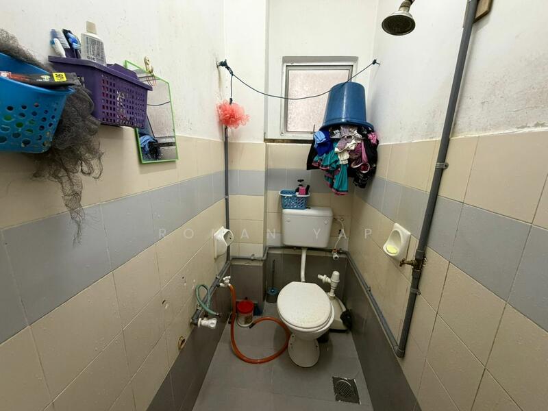 Townhouse for Sale in Rawang (Selangor) - Roman Yap - Bathroom - PropertyGuru.com.my