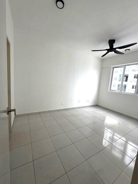 Condominium for Rent at Havana Beach Residences - CY Tan - Interior - PropertyGuru.com.my