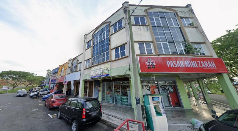 Shop for Sale in Kuala Lipis (Pahang) - Andy LCH - Exterior - PropertyGuru.com.my