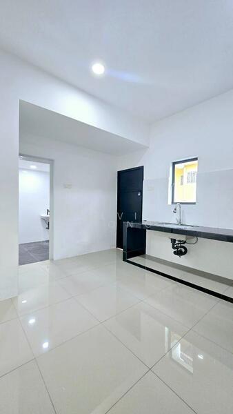 Taman Pasir Puteh Selatan 32x70 Double Sty Corner untuk Untuk Disewa - RM 438,000 /bulan, Feb 2026 - Kitchen - PropertyGuru.com.my