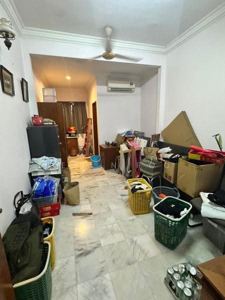 Semi-Detached House for Sale in Taman Teluk Intan (Teluk Intan) - Kelvin Foo - Living Room - PropertyGuru.com.my