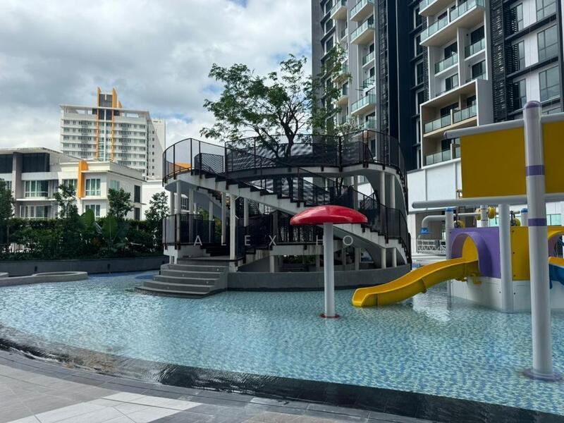 Bloomsvale Menara Vista Petaling untuk Untuk Disewa - RM 3,000 /bulan, Apr 2026 - Exterior - PropertyGuru.com.my