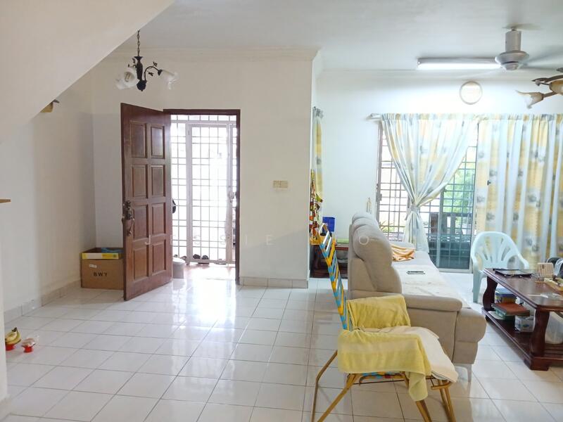 Sepah puteri 5 untuk Untuk Dijual - RM 900,000, Mac 2026 - Living Room - PropertyGuru.com.my