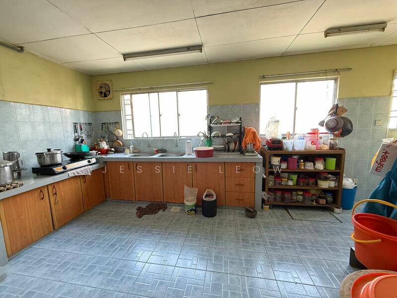 Sepah puteri 5 untuk Untuk Dijual - RM 900,000, Mac 2026 - Kitchen - PropertyGuru.com.my