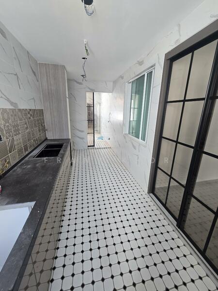 Bungalow for Sale in Taman Bukit Juru (Juru) - Frank Khor - Kitchen - PropertyGuru.com.my