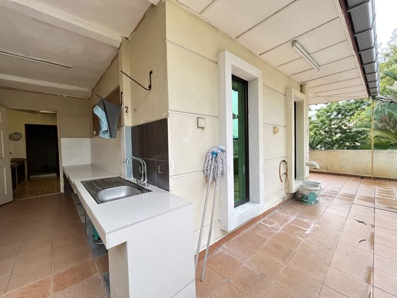 Banglo Pautan untuk Dijual di Taman Desa (Kuala Lumpur) - Suli Chin - Kitchen - PropertyGuru.com.my