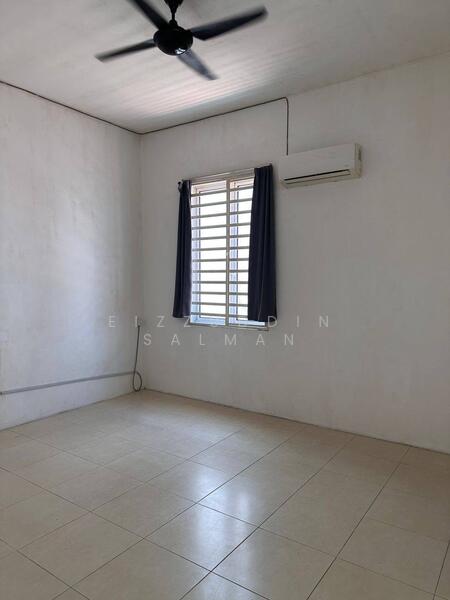 3-storey Terraced House for Rent in Bukit Mertajam (Penang) - Eizzuddin Salman - Interior - PropertyGuru.com.my