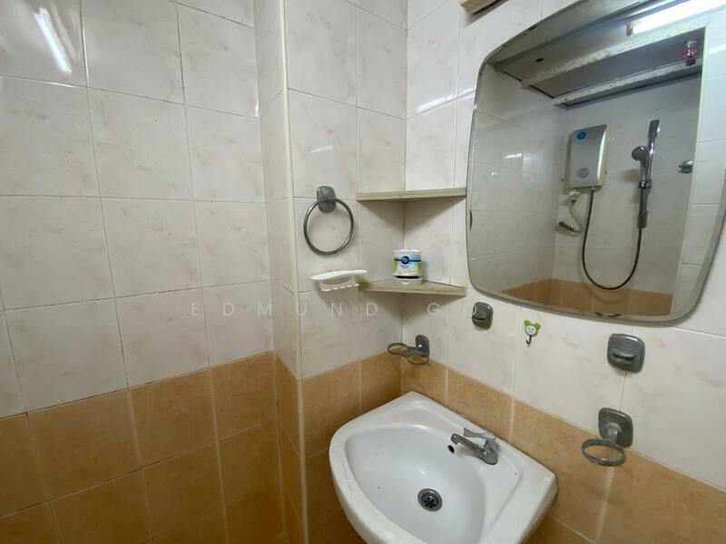 Flat for Sale at Sri Indah - Edmund Goh - Bathroom - PropertyGuru.com.my