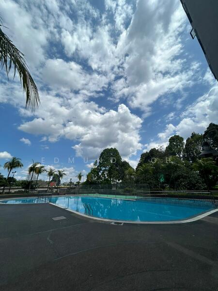Taman Serdang Perdana untuk Untuk Disewa - RM 1,300 /bulan, Feb 2026 - Pool - PropertyGuru.com.my