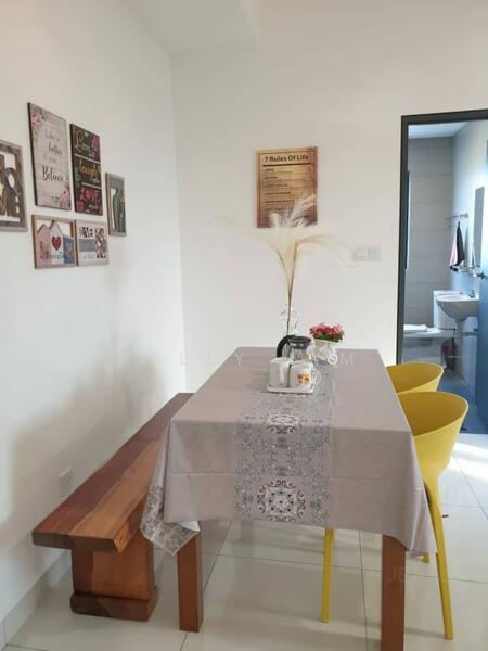 EDUSENTRAL untuk Untuk Disewa - RM 1,400 /bulan, Feb 2026 - Dining Room - PropertyGuru.com.my