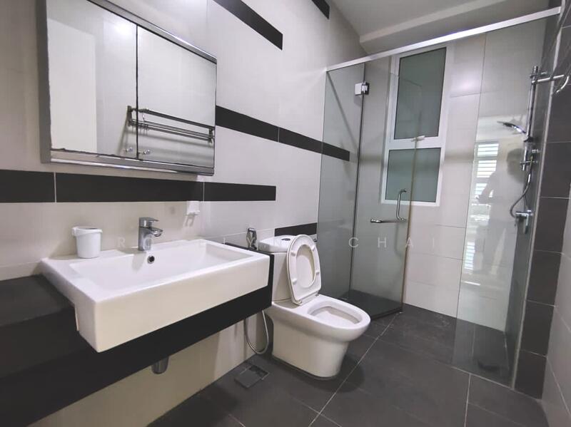 Condominium for Rent at D'Suites Akasia Horizon - Roselynn Chai - Bathroom - PropertyGuru.com.my