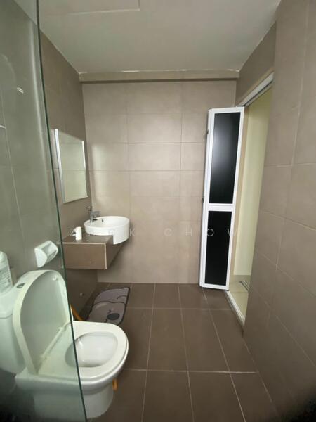 Service Residence for Sale at ARC @ Austin Hills - Zack Chow - Bathroom - PropertyGuru.com.my