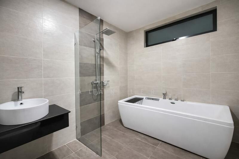 Molek Regency untuk Untuk Dijual - RM 618,000, Feb 2026 - Bathroom - PropertyGuru.com.my