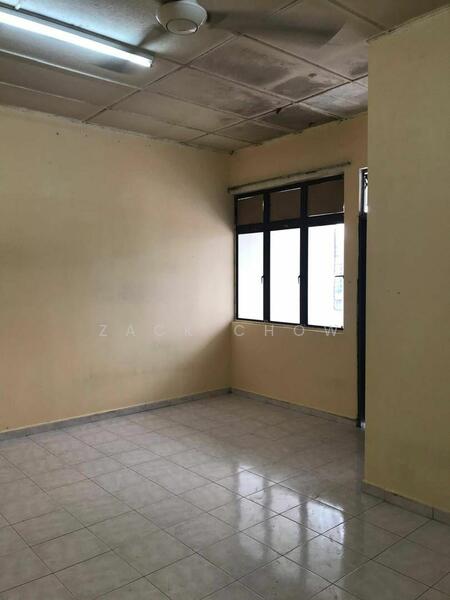 2-storey Terraced House for Sale in Taman Desa Cemerlang (Ulu Tiram) - Zack Chow - Interior - PropertyGuru.com.my