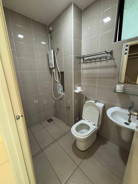 Service Residence for Rent at Sky Loft Premium Suites - Muslieg . - Bathroom - PropertyGuru.com.my