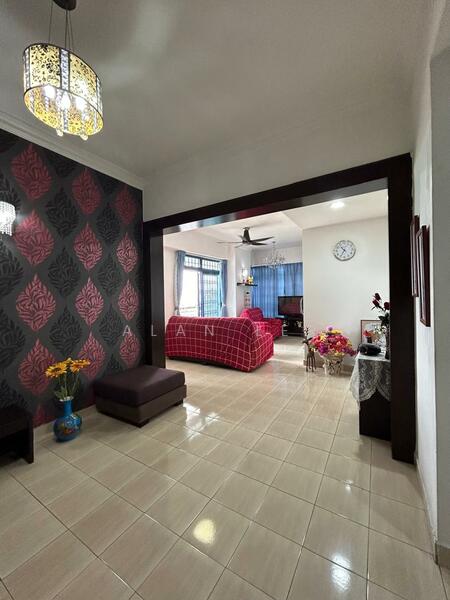 Aster Court untuk Untuk Dijual - RM 505,000, Feb 2026 - Living Room - PropertyGuru.com.my