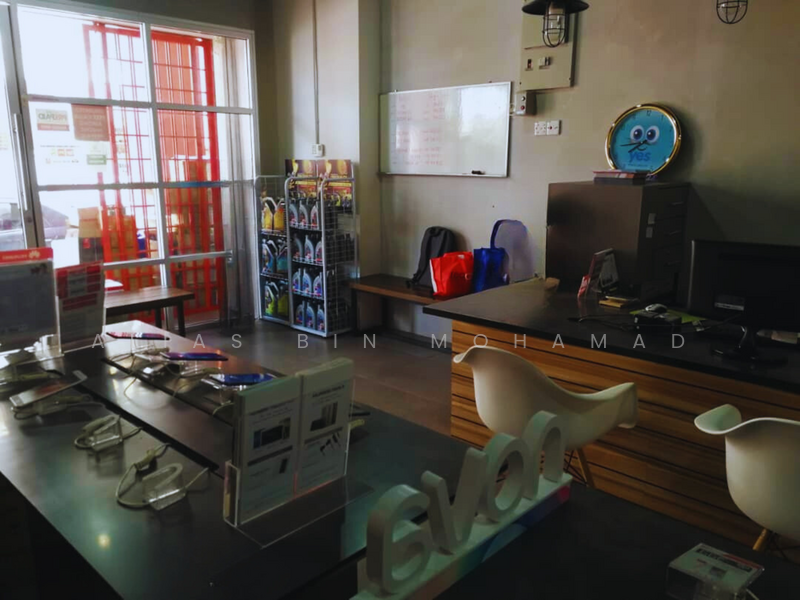 Shoplot 3 Tingkat di Ladang, Pusat Bandaraya Kuala Terengganu untuk Untuk Dijual - RM 1,100,000, Mac 2026 - Interior - PropertyGuru.com.my