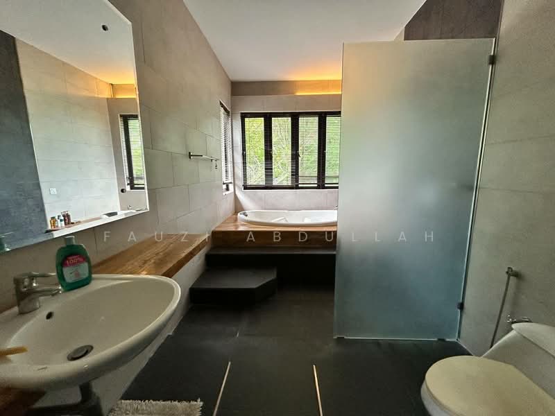 Impian Golf & Country Resort, Kajang untuk Untuk Dijual - RM 2,380,000, Apr 2026 - Bathroom - PropertyGuru.com.my