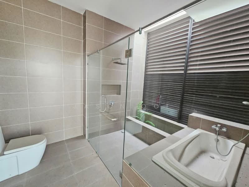Rumah Berkembar untuk Dijual di Putra Heights (Subang Jaya) - Jason Ooi - Bathroom - PropertyGuru.com.my