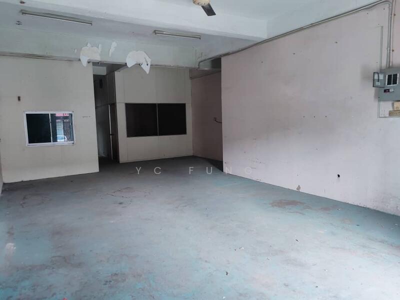 Shop for Sale in Taman Johor Jaya (Johor Bahru) - YC Fung - Interior - PropertyGuru.com.my