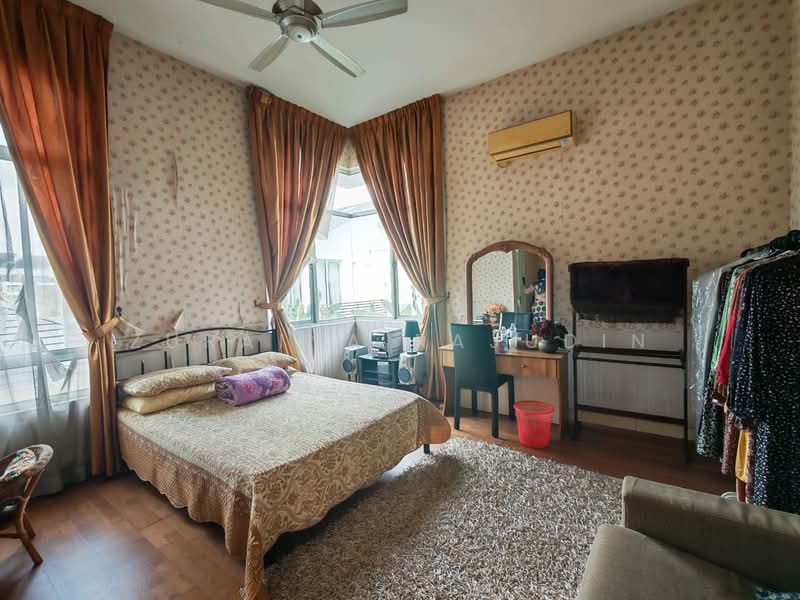Rumah Banglo untuk Dijual di Shah Alam (Selangor) - Zuraina Rajudin - Bedroom - PropertyGuru.com.my