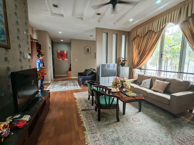 Rumah Banglo untuk Dijual di Shah Alam (Selangor) - Zuraina Rajudin - Living Room - PropertyGuru.com.my