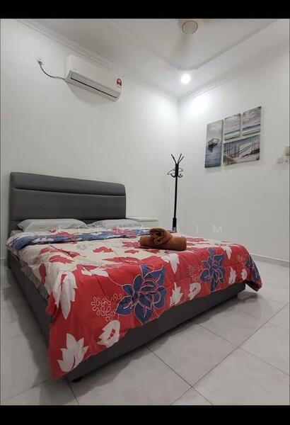 Permas Jaya 11 untuk Untuk Disewa - RM 2,700 /bulan, Feb 2026 - Bedroom - PropertyGuru.com.my