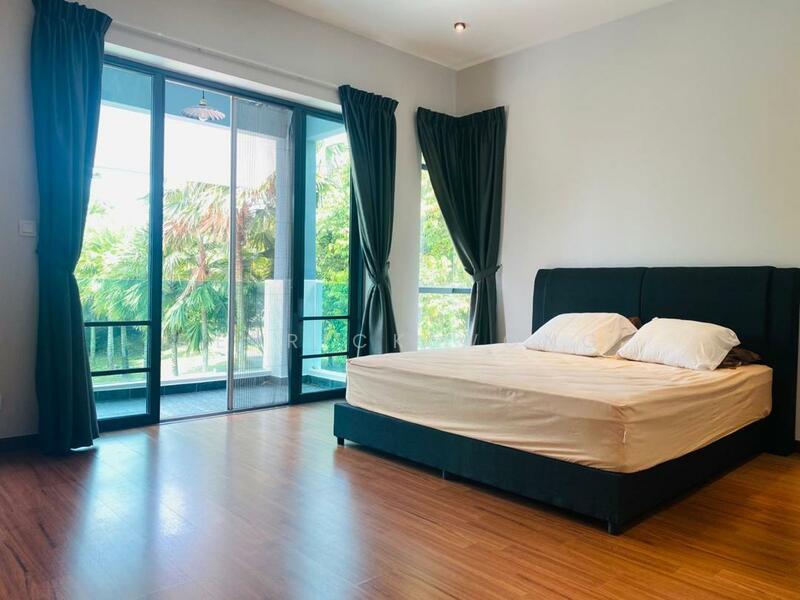 East ledang untuk Untuk Dijual - RM 1,400,000, Mac 2026 - Bedroom - PropertyGuru.com.my