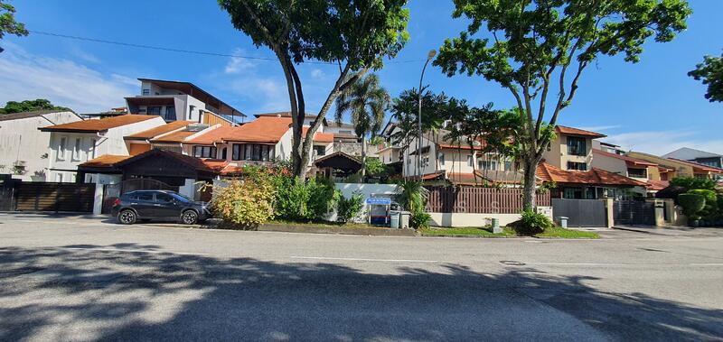 Semi-Detached House for Rent in Damansara Heights (Kuala Lumpur) - Kevin Dass - Exterior - PropertyGuru.com.my