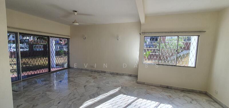 Semi-Detached House for Rent in Damansara Heights (Kuala Lumpur) - Kevin Dass - Living Room - PropertyGuru.com.my
