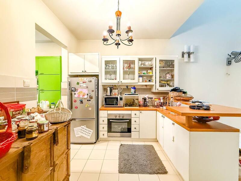 2-storey Terraced House for Sale in Denai Alam (Shah Alam) - Mohamad Hanafi - Kitchen - PropertyGuru.com.my