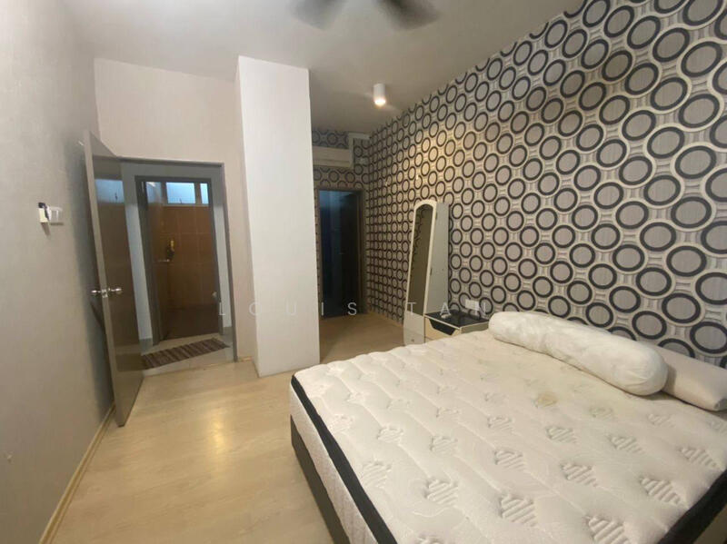 Larkin Heights untuk Untuk Disewa - RM 1,700 /bulan, Feb 2026 - Bedroom - PropertyGuru.com.my