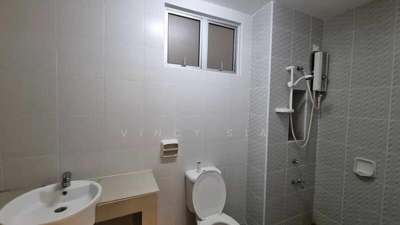 Austin Suites (Permata Austin) untuk Untuk Dijual - RM 400,000, Feb 2026 - Bathroom - PropertyGuru.com.my