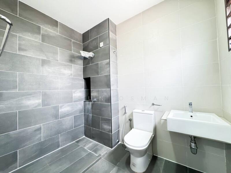 Seksyen 35 untuk Untuk Disewa - RM 2,800 /bulan, Mac 2026 - PropertyGuru.com.my