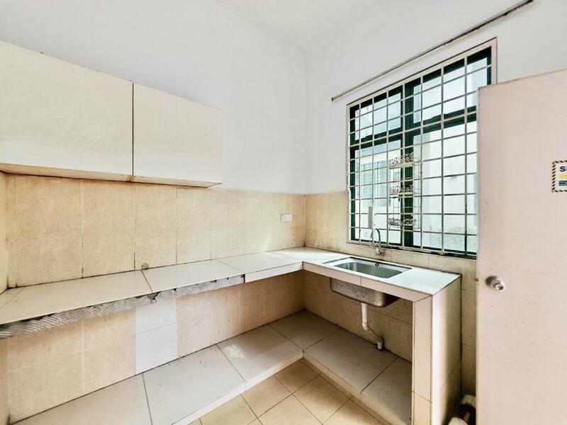 2-storey Terraced House for Sale in Kota Warisan (Sepang) - Alif Saad - Kitchen - PropertyGuru.com.my