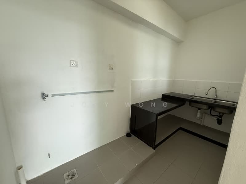 Condominium for Sale at The Zest @ Kinrara 9 - Joey Wong - Kitchen - PropertyGuru.com.my