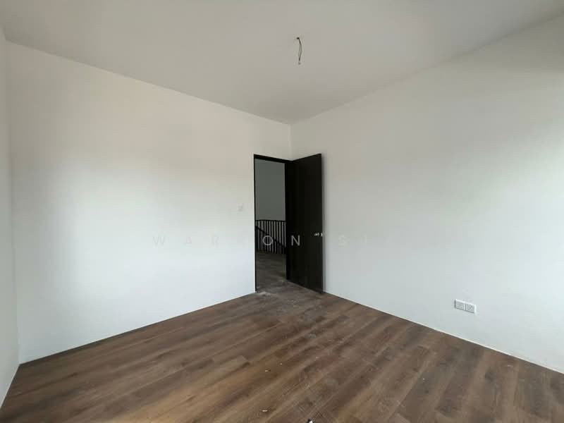 Rumah Berkembar untuk Dijual di Kung Phin (Kuching) - Warron Sia - PropertyGuru.com.my