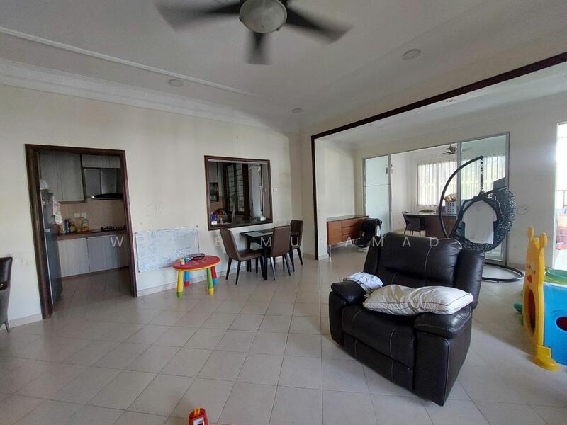 Sri Lojing Condominiums untuk Untuk Dijual - RM 700,000, Feb 2026 - Living Room - PropertyGuru.com.my