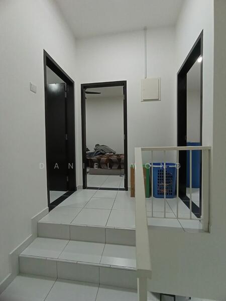2-storey Terraced House for Sale in Taman Austin Duta (Tebrau) - Daniel Yong - Corridor - PropertyGuru.com.my