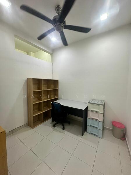 2-storey Terraced House for Sale in Bandar Jaya Putra (Johor Bahru) - Daniel Yong - Study - PropertyGuru.com.my