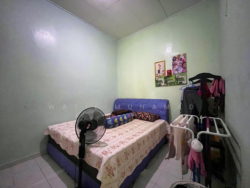 1-storey Terraced House for Sale in Antara Gapi (Ulu Yam) - WATIE MUHAMAD - Bedroom - PropertyGuru.com.my