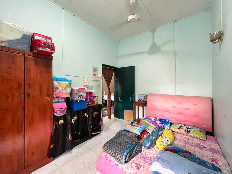 1-storey Terraced House for Sale in Antara Gapi (Ulu Yam) - WATIE MUHAMAD - Bedroom - PropertyGuru.com.my