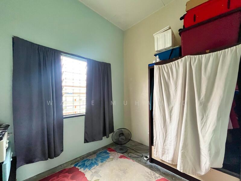1-storey Terraced House for Sale in Antara Gapi (Ulu Yam) - WATIE MUHAMAD - Bedroom - PropertyGuru.com.my