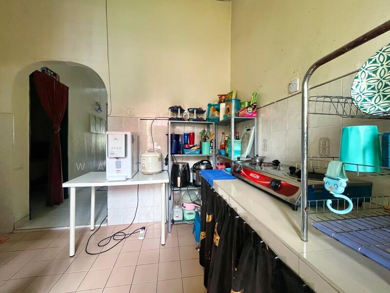1-storey Terraced House for Sale in Antara Gapi (Ulu Yam) - WATIE MUHAMAD - Kitchen - PropertyGuru.com.my
