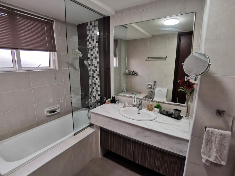 Condominium for Sale at Puteri Palma Condominiums - JUMIDAH (JUE) - Bathroom - PropertyGuru.com.my